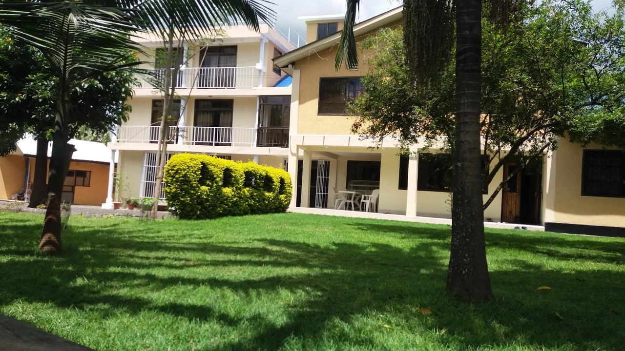 Runako Lodge Arusha Ngoại thất bức ảnh